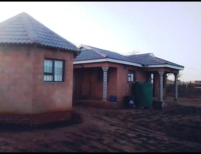 2 BEDROOM FREEHOLD FOR SALE IN NORTHDALE